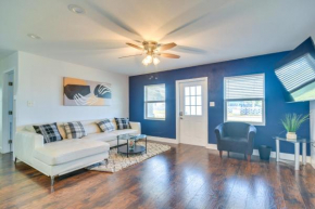 Clearwater Home with Fire Pit about 5 Mi to Beaches!